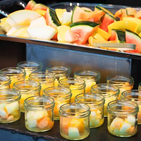 Hotel Thon Ullevaal Stadion 4*