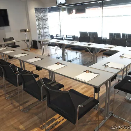 Thon Hotel Ullevaal Stadion 4* Oslo